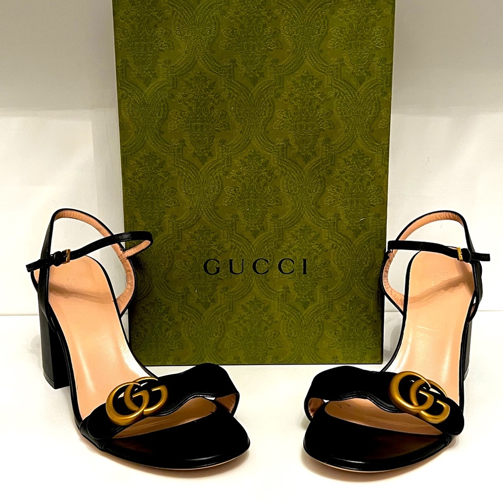 Gucci Black Leather Sandals with Gold Double G